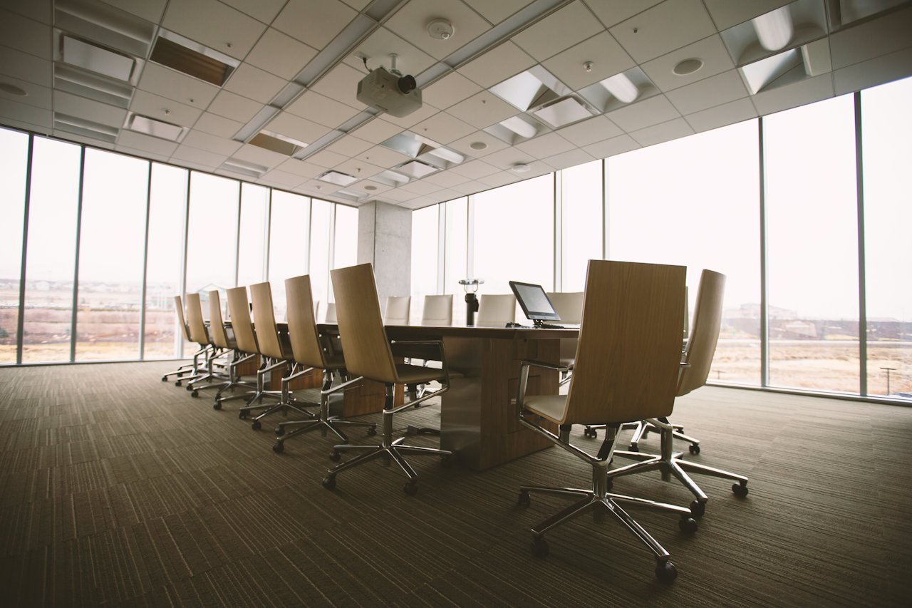 Meeting rooms and reception areas (Sample photo)